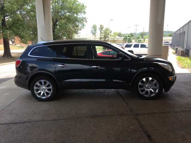 Buick Enclave 2010 photo 1