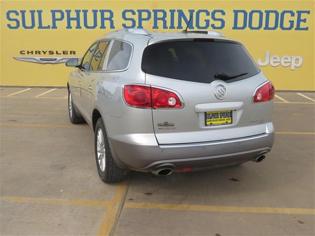 Buick Enclave 2010 photo 4