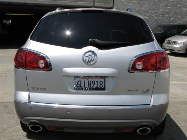 Buick Enclave 2010 photo 18
