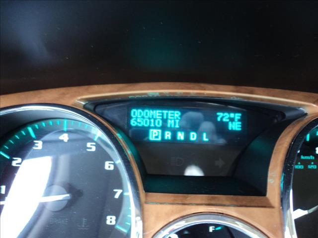 Buick Enclave 2010 photo 4
