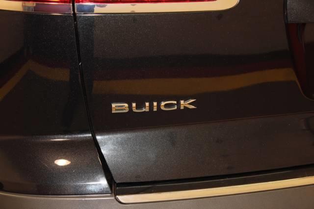 Buick Enclave 2010 photo 0