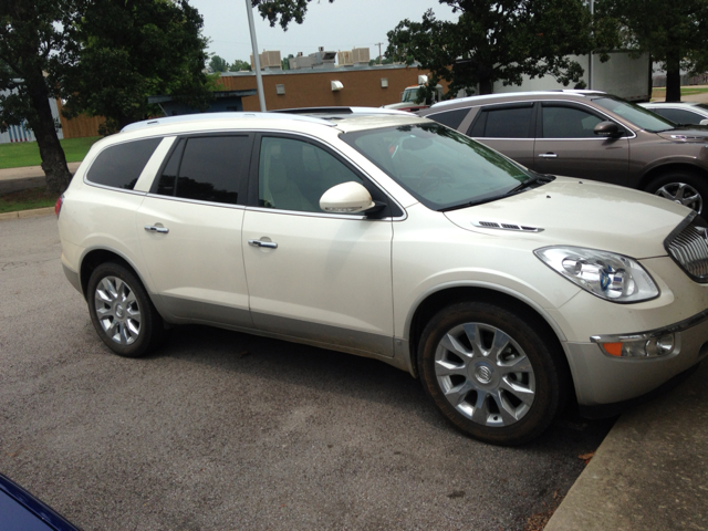 Buick Enclave 2010 photo 3