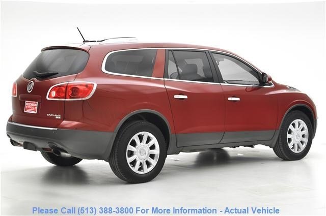 Buick Enclave 2011 photo 3