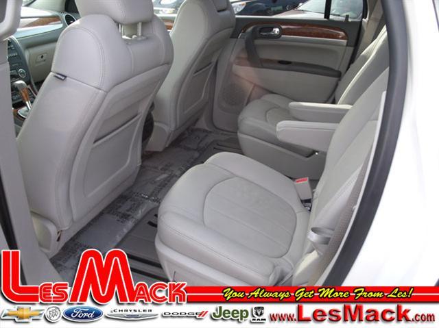 Buick Enclave 2011 photo 4