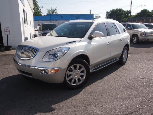Buick Enclave 2011 photo 1