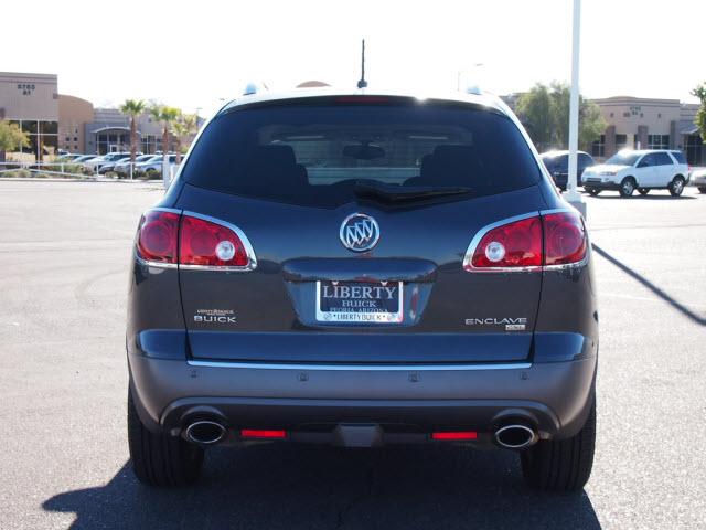 Buick Enclave 2011 photo 3