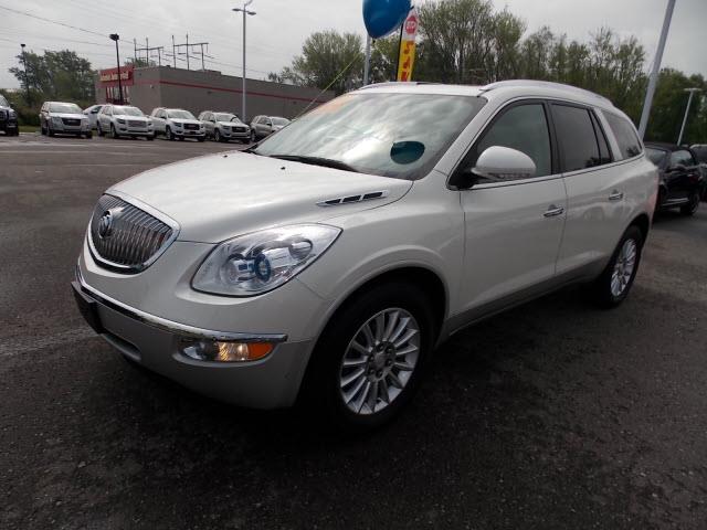 Buick Enclave 2011 photo 1