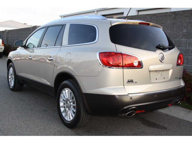 Buick Enclave 2011 photo 4