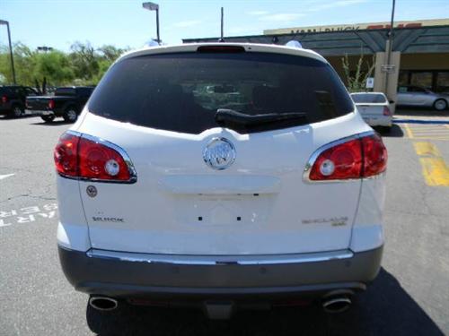 Buick Enclave 2011 photo 2