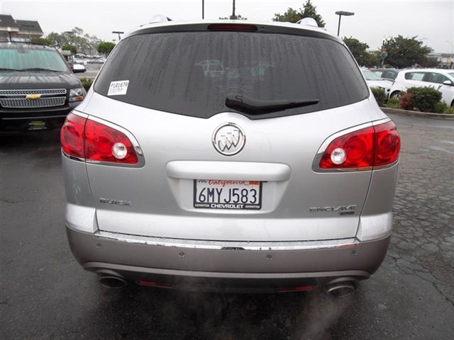 Buick Enclave 2011 photo 5