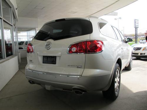 Buick Enclave 2011 photo 3