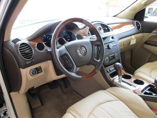 Buick Enclave SLT 3RD ROW 4X4 Other