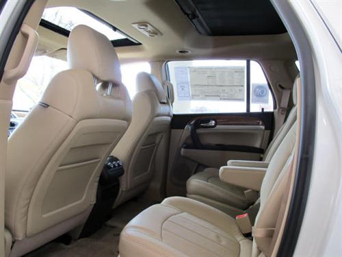 Buick Enclave 2011 photo 1