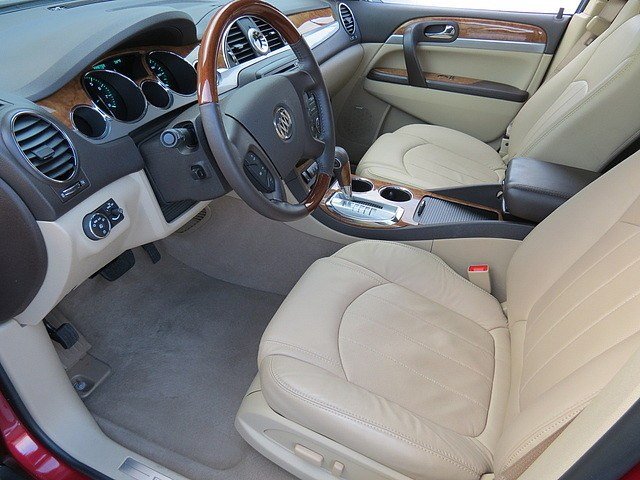 Buick Enclave 2012 photo 3