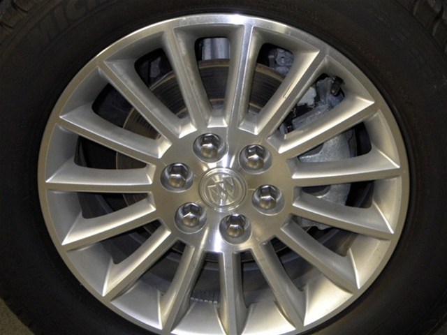 Buick Enclave 2012 photo 1