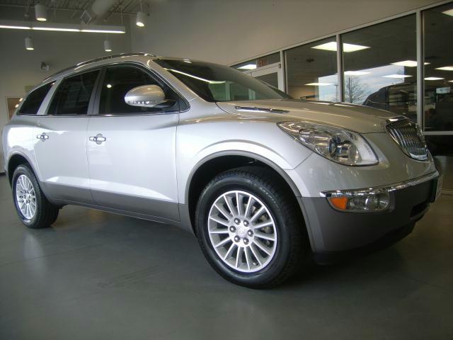 Buick Enclave 2012 photo 1