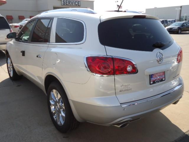 Buick Enclave 2012 photo 3