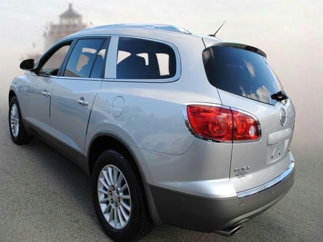 Buick Enclave 2012 photo 2