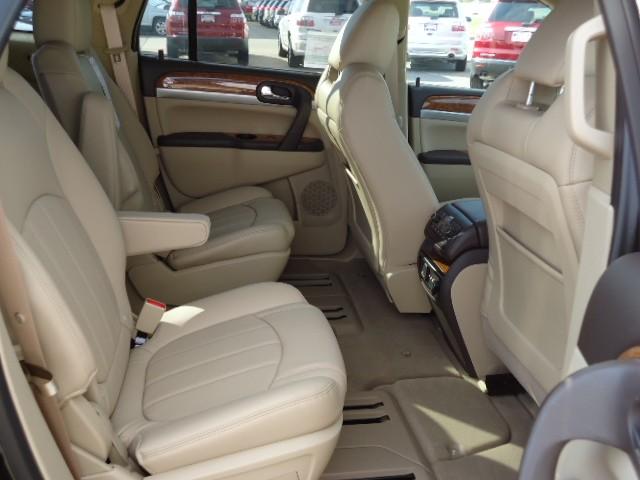 Buick Enclave 2012 photo 3