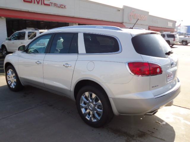 Buick Enclave 2012 photo 1