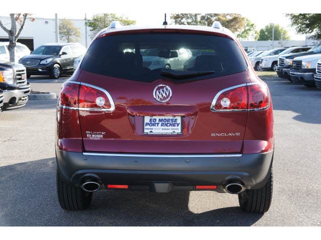 Buick Enclave 2012 photo 1
