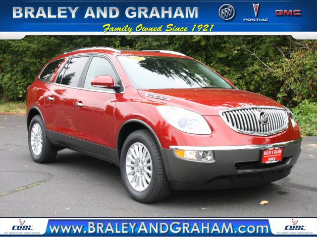 Buick Enclave 4dr Sdn V8 NAV Sport Utility
