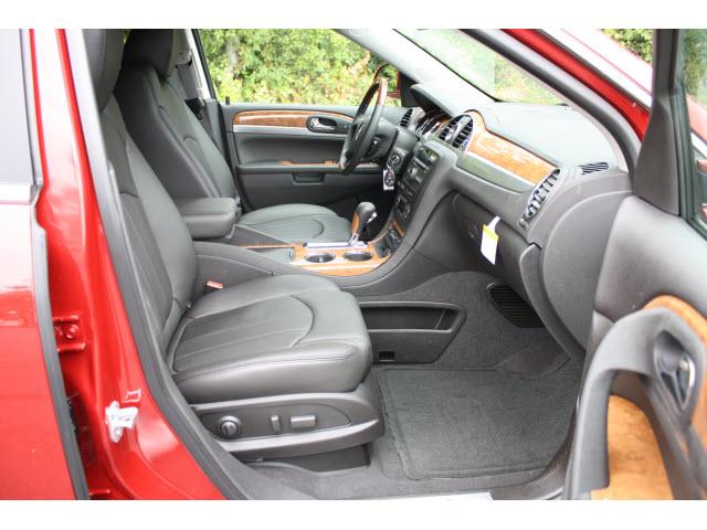 Buick Enclave 2012 photo 3