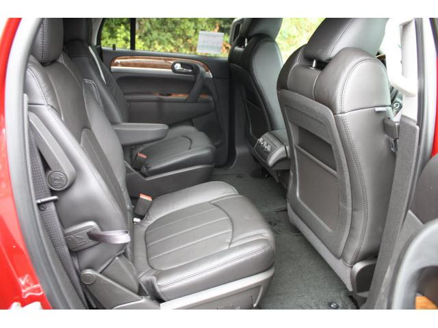 Buick Enclave 2012 photo 4