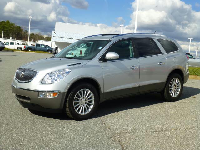 Buick Enclave 2012 photo 1