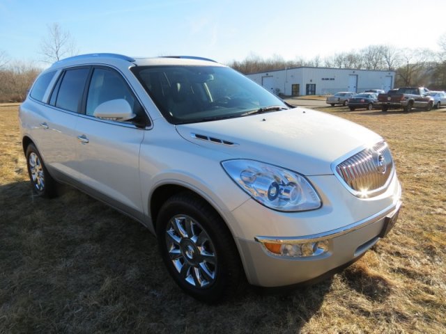 Buick Enclave 2012 photo 1