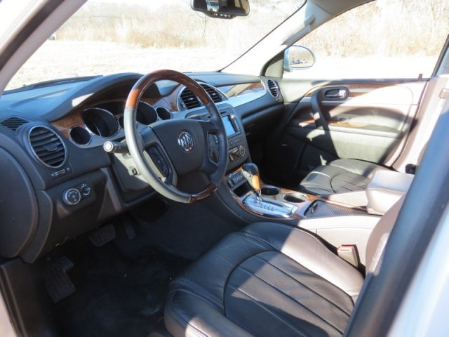 Buick Enclave 2012 photo 3