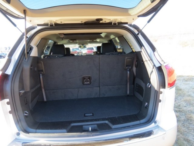 Buick Enclave 2012 photo 4