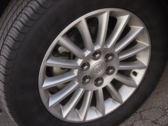 Buick Enclave 2012 photo 4