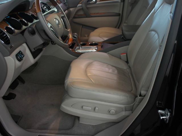 Buick Enclave 2012 photo 4