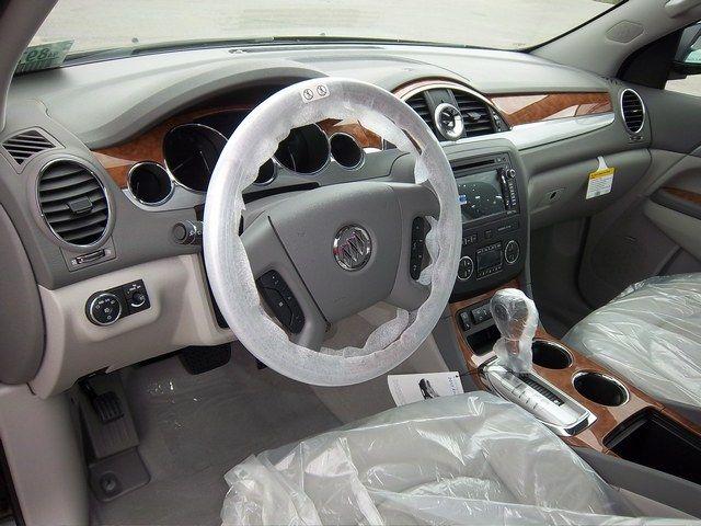 Buick Enclave 2012 photo 2