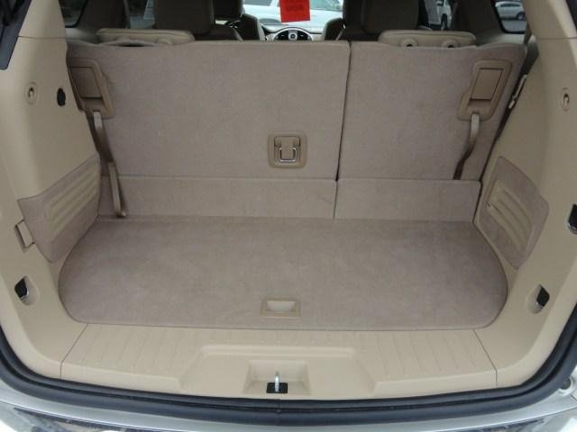 Buick Enclave 2012 photo 5