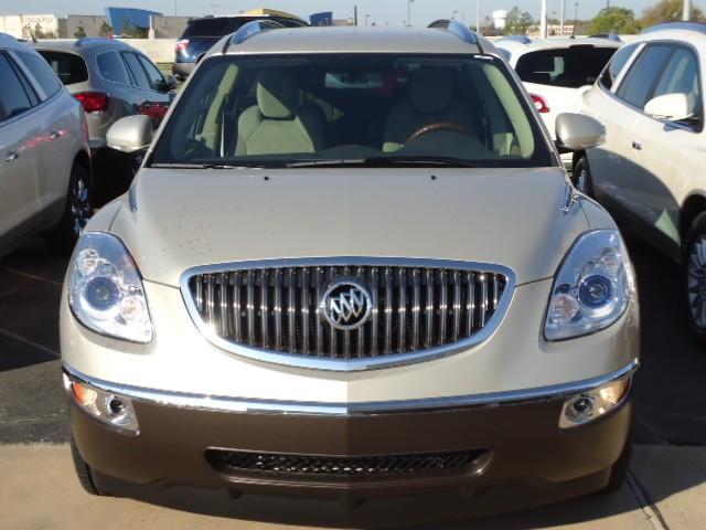 Buick Enclave 2012 photo 1