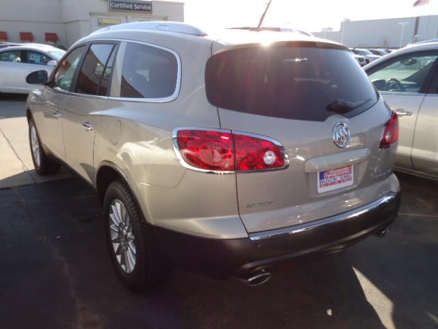 Buick Enclave 2012 photo 3