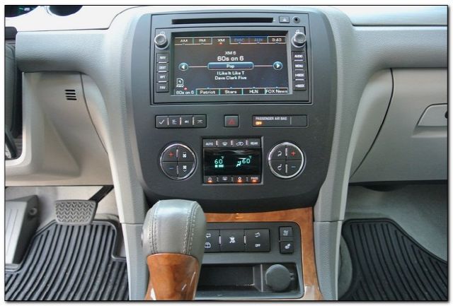 Buick Enclave 2012 photo 18