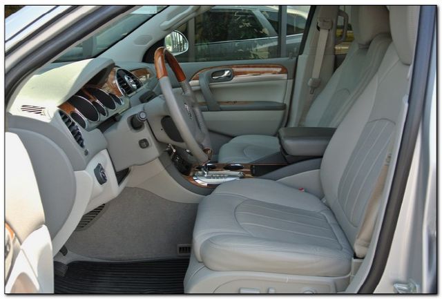 Buick Enclave 2012 photo 23