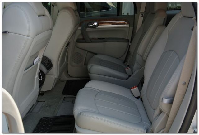Buick Enclave 2012 photo 24