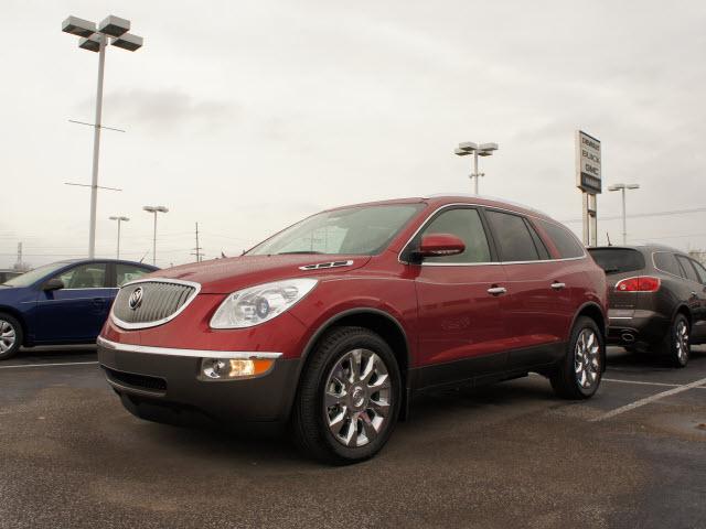 Buick Enclave 2010 Hyundai Coupe 2.0T R-spec Sport Utility