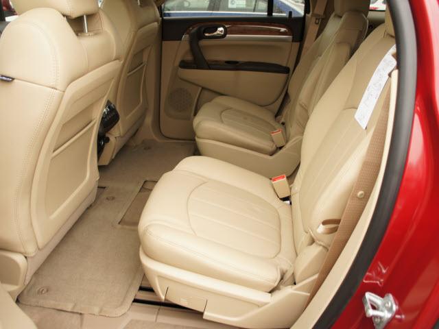 Buick Enclave 2012 photo 4