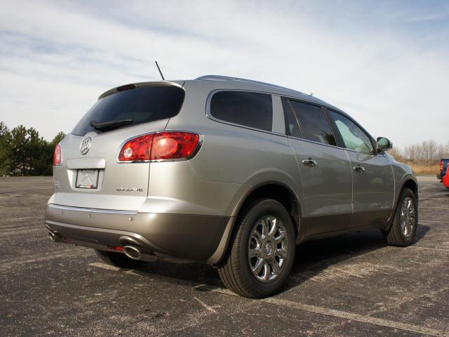Buick Enclave 2012 photo 2