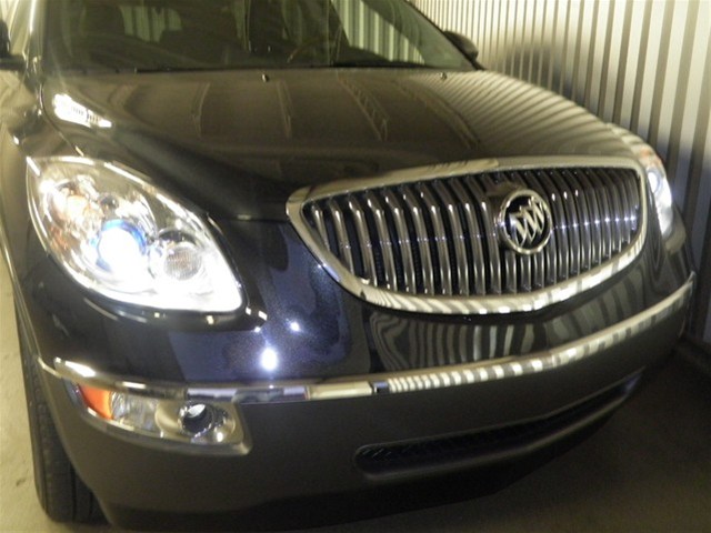Buick Enclave 2012 photo 1