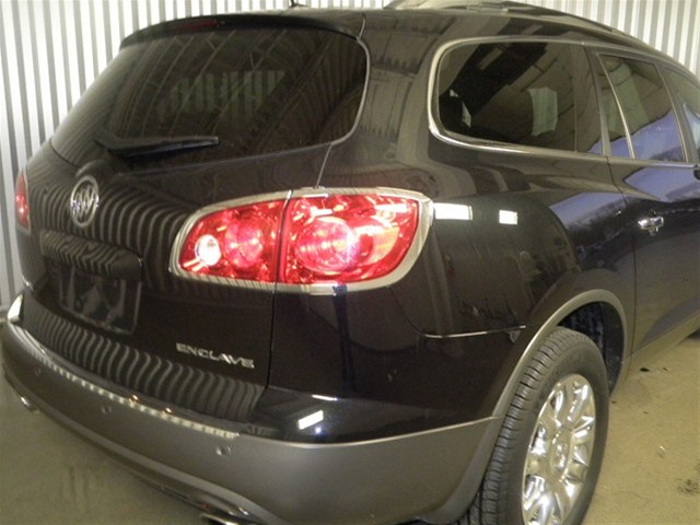 Buick Enclave 2012 photo 2