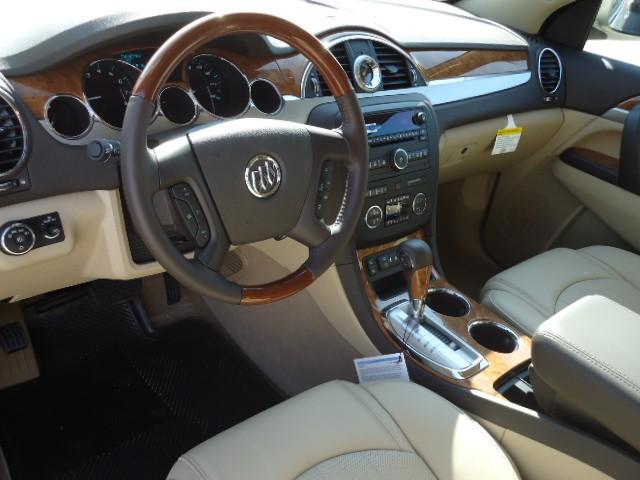 Buick Enclave 2012 photo 4