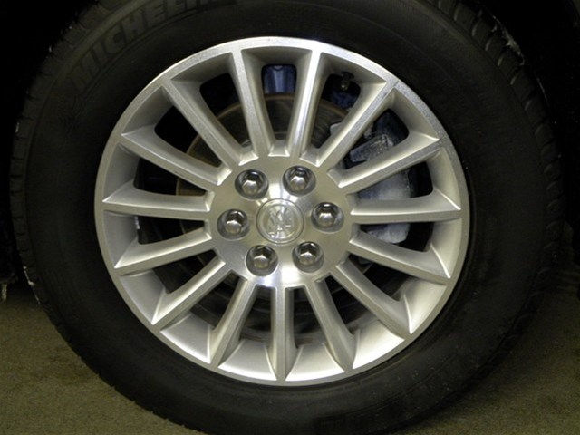 Buick Enclave 2012 photo 3