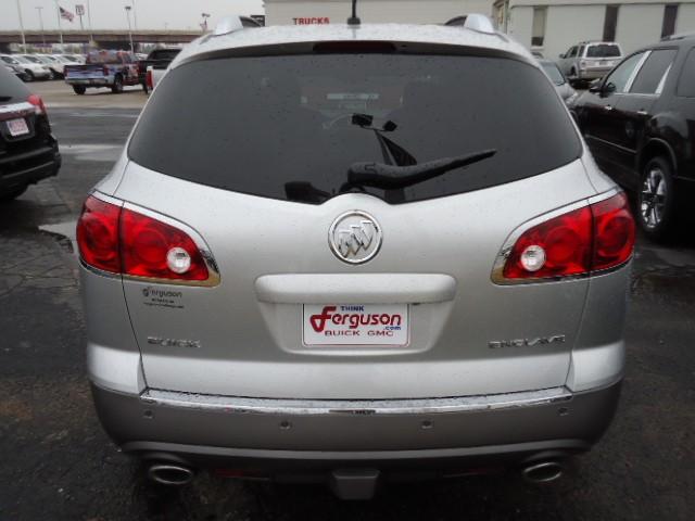 Buick Enclave 2012 photo 2