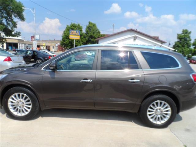 Buick Enclave 2012 photo 2